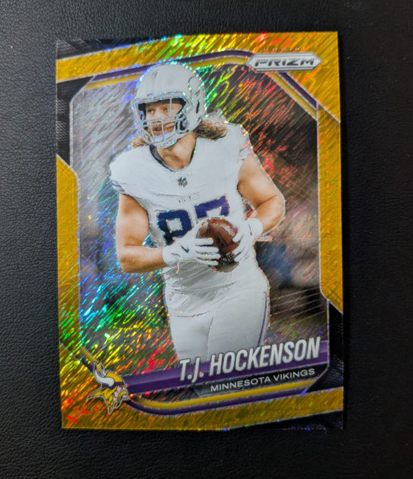 2025 Panini Prizm TJ Hockenson Gold /10 Shimmer Bookend